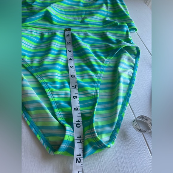 Carolina blues large/ medium two piece bathing suit - Picture 7 of 11